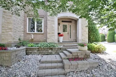 182 LANARK Avenue, Westboro - Hampton Park, ON K1Z 1E5