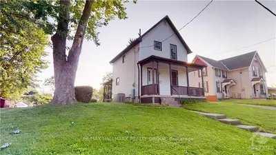 212 ORMOND Street, Brockville, ON K6V 2L5