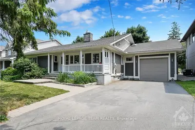 465 WENTWORTH Avenue, Woodroffe, ON K2B 5J9