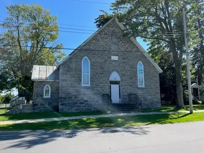 32 OAK Street, South Glengarry, ON K0C 1N0