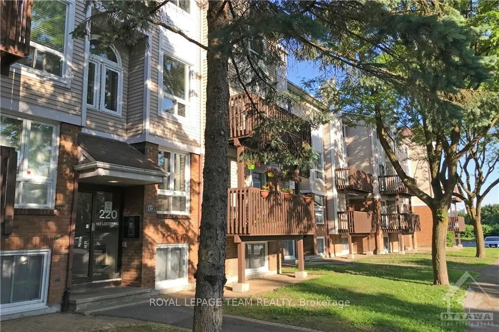 220 FENERTY Court 2, Kanata, ON K2L 3A7