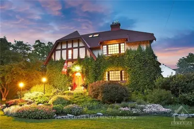 296 MANOR Avenue, Rockcliffe Park, ON K1M 0H4