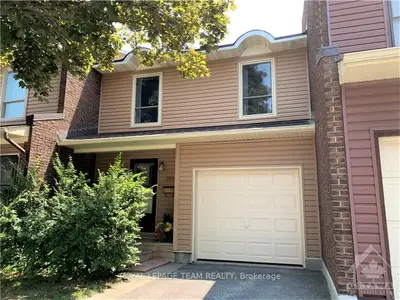 20D ARNOLD Drive, Bells Corners and South to Fallowfield, ON K2H 6V9