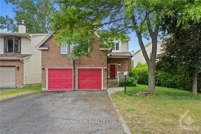 14 FLORIZEL Avenue, Bells Corners and South to Fallowfield, ON K2H 9R3