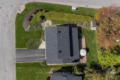12 CORDELL Court, Country Place - Pineglen - Crestview and Area, ON K2E 7G6