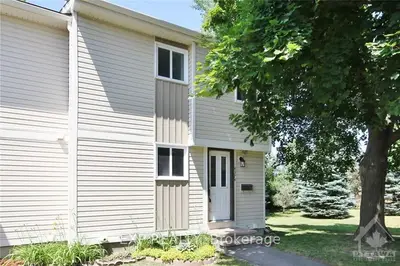437 Woodfield Drive A, Tanglewood - Grenfell Glen - Pineglen, On K2g 4b8