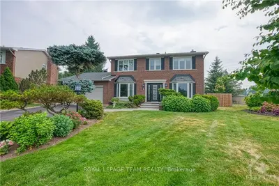 6 MARDIL Court, Tanglewood - Grenfell Glen - Pineglen, ON K2G 4M4