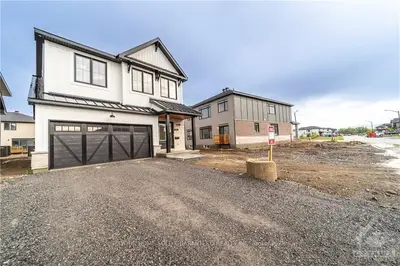 760 Chorus Drive, Blossom Park - Airport And Area, On K4m 0p8