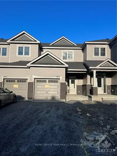 1075 KIJIK Crescent, Blossom Park - Airport and Area, ON K1X 0H1