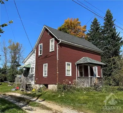 1401 County Road 8 Road, Rideau Lakes, On K0g 1e0