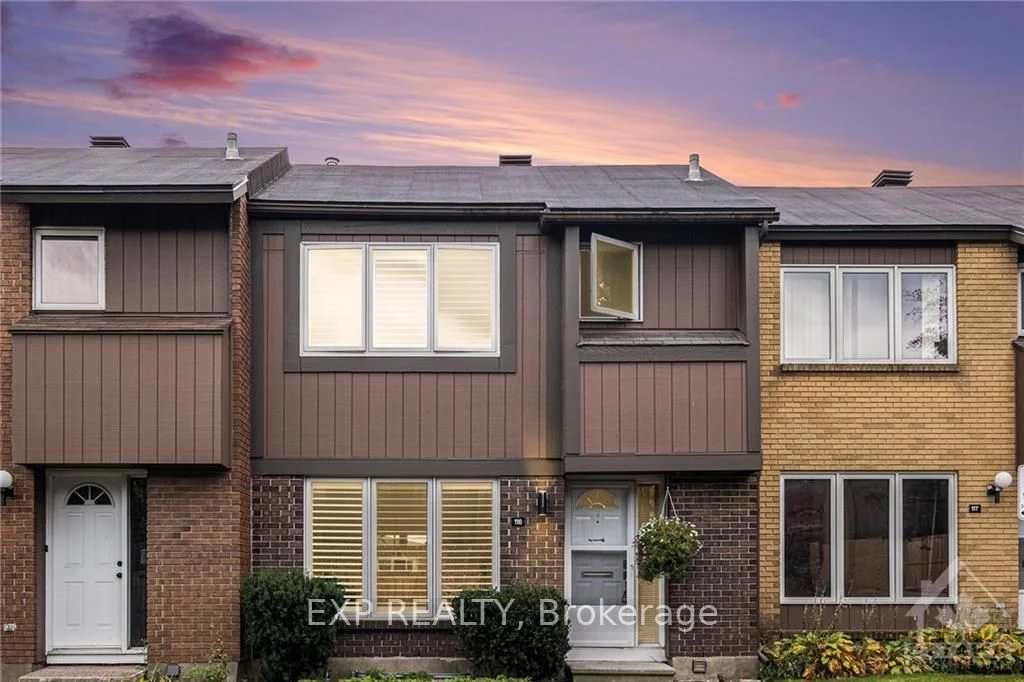 2111 MONTREAL Road 118, Beacon Hill North - South and Area, ON K1J 8M8