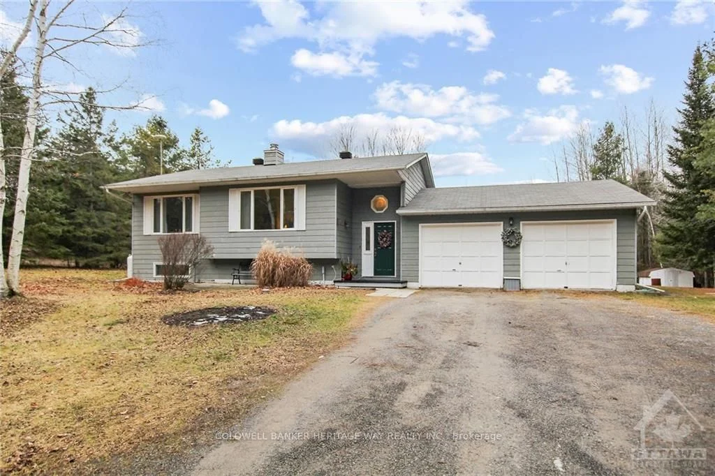 582 LANARK CONCESSION 2A Road, Lanark Highlands, ON K0G 1K0