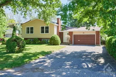 40 CORKSTOWN Road, Crystal Bay - Rocky Point - Bayshore, ON K2H 5B4