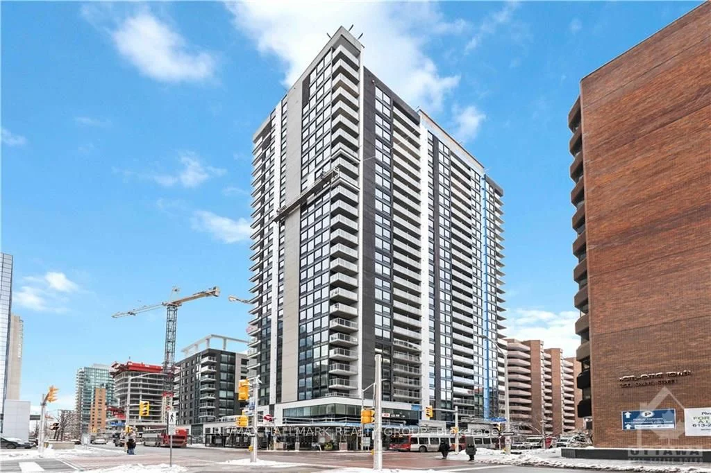 340 Queen Street 1903, Ottawa Centre, ON K1R 0G1