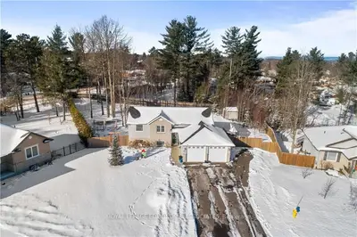 219 Oriole Crescent, Petawawa, On K8h 0a7