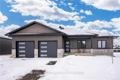 25 BAMAGILIA Street, Whitewater Region, ON K0J 1K0