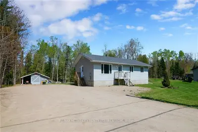 1612 Garden Of Eden Road, Horton, On K7v 3z8