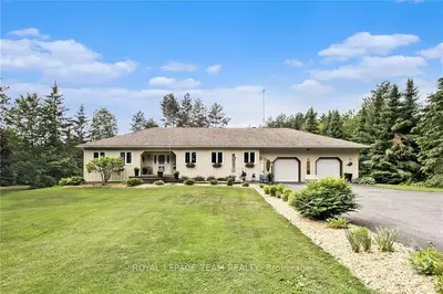 790 Pattersons Corners Road, North Grenville, On K0g 1s0