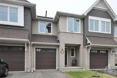 103 Eric Maloney Way, Blossom Park - Airport And Area, On K1t 0r2