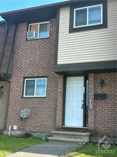 2799 Pimlico Crescent, Blossom Park - Airport And Area, On K1t 2a7