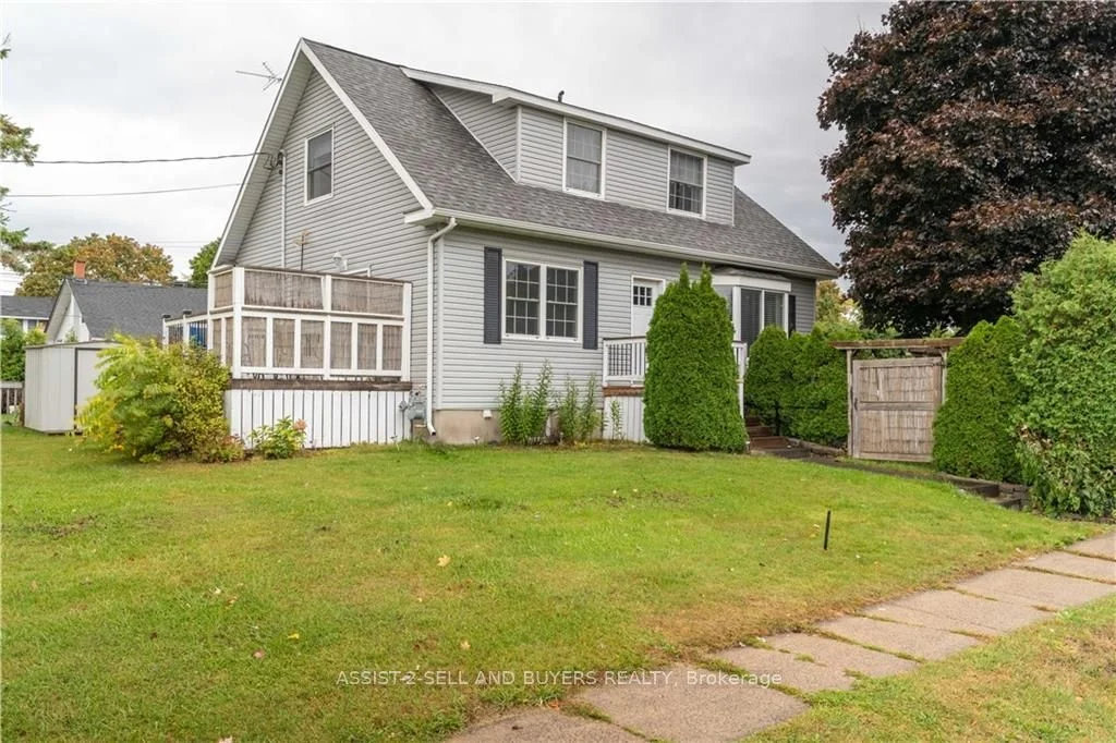 2 Saunders Avenue, South Stormont, On K0c 1p0
