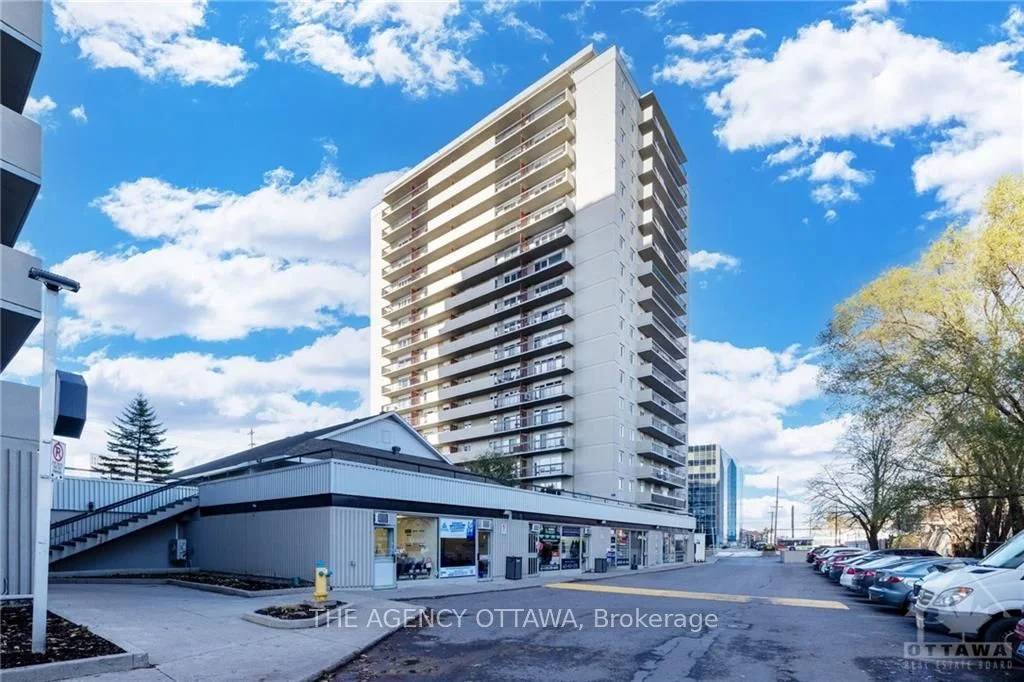 158a Mcarthur Avenue 1206, Vanier And Kingsview Park, On K1l 7e7