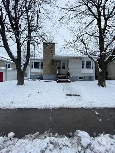353a Lafontaine Avenue, Vanier And Kingsview Park, On K1l 6x6