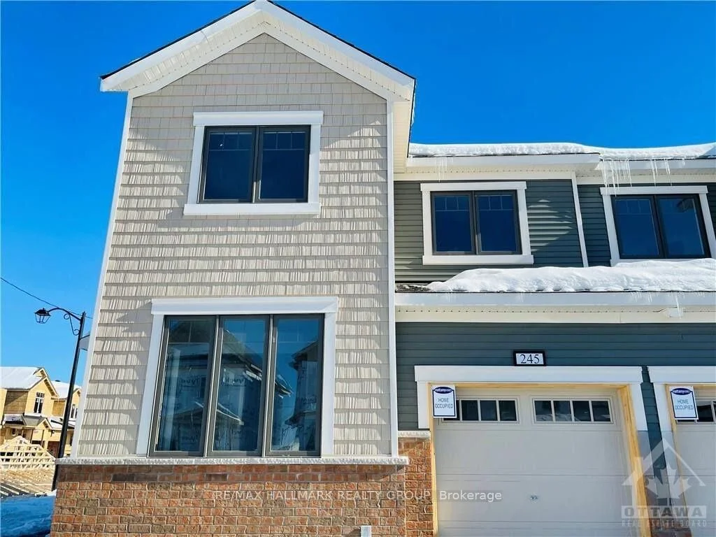 245 SWEETVALLEY Drive, Orleans - Cumberland and Area, ON K4A 5J2