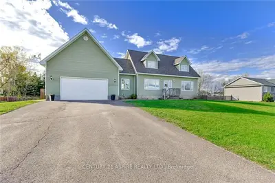 3 CARDEL Street, Whitewater Region, ON K0J 1C0
