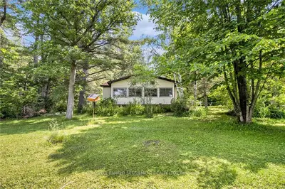 176 Hoddinott Lane W, Tay Valley, ON K0G 1A0
