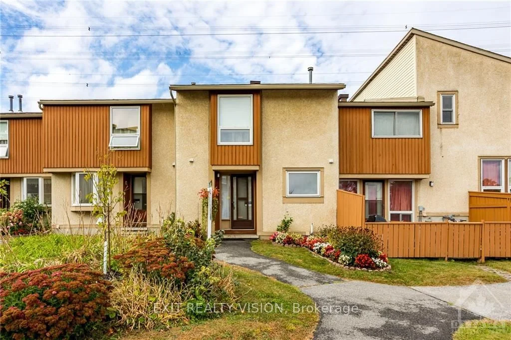 39 Woodfield Drive C, Tanglewood - Grenfell Glen - Pineglen, On K2g 3y6