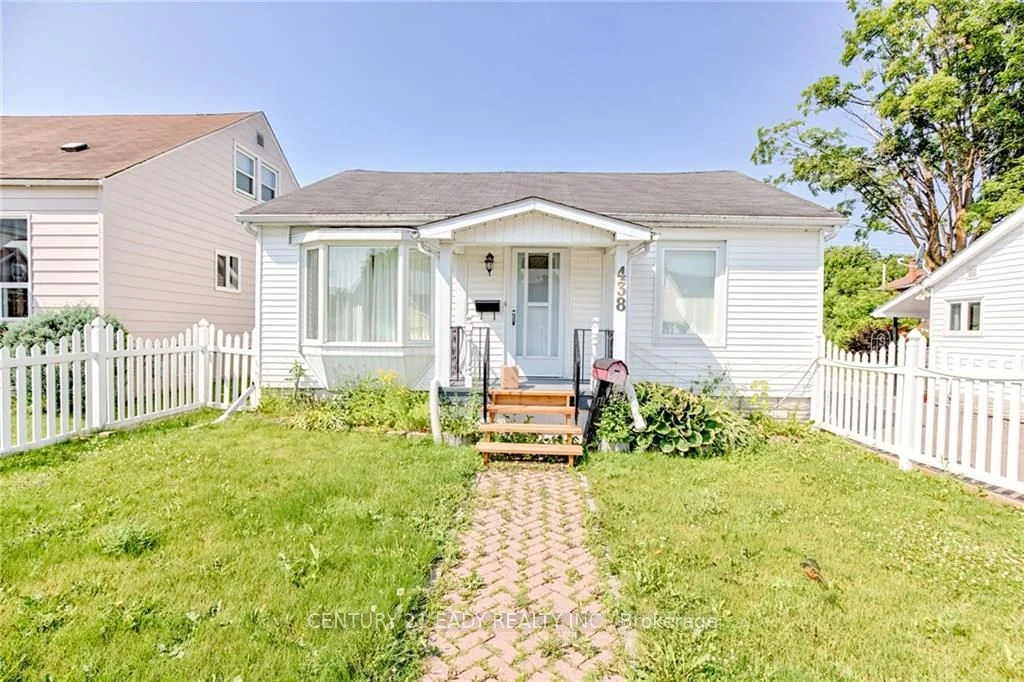 438 Dominion Street, Renfrew, On K7v 1h6