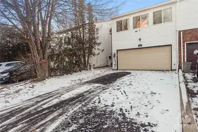 122 Mcclellan Road, South Of Baseline To Knoxdale, On K2h 5v9