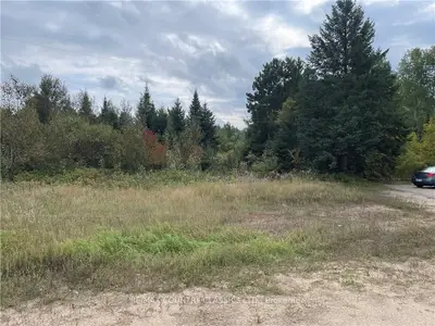 003 Arena Road, Madawaska Valley, On K0j 1b0