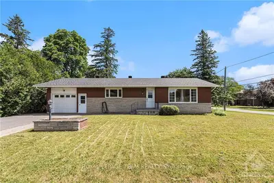 581 LOUISE Street, North Dundas, ON K0C 2K0