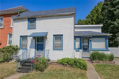 22 EMMA Street, Brockville, ON K6V 1S5
