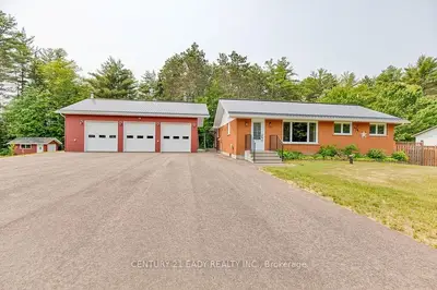 1251 B LINE Road, Laurentian Valley, ON K8A 6W8