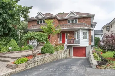 1883 LENESTER Avenue, McKellar Heights - Glabar Park and Area, ON K2A 4G4