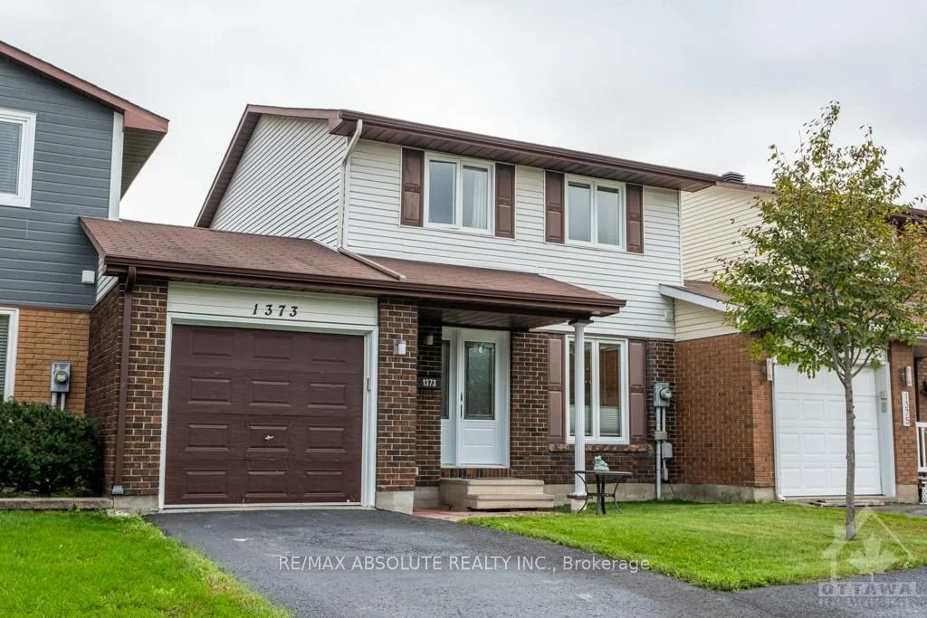 1373 Cedarcroft Crescent, Cyrville - Carson Grove - Pineview, On K1b 5g8