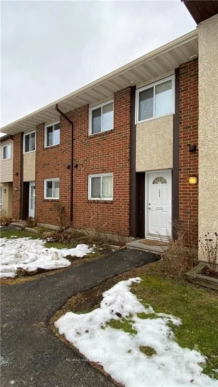 1280 Cahill Drive 21, Hunt Club - South Keys And Area, On K1v 9r1
