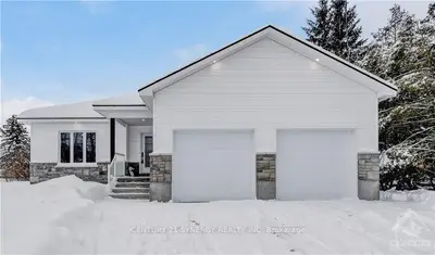 15820 COUNTY 43 RD Road, North Stormont, ON K0C 1K0