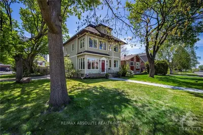 2118 RICE Avenue, Carlingwood - Westboro and Area, ON K2A 0C2