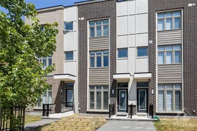 825 Mikinak Road, Manor Park - Cardinal Glen And Area, On K1k 0p2