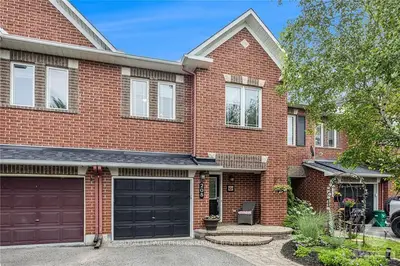 208 FORESTCREST Street, Orleans - Convent Glen and Area, ON K1C 7R5