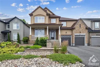 634 BIRCHLAND Crescent, Stittsville - Munster - Richmond, ON K2S 0S8