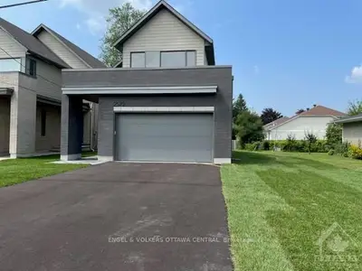 2572 PAGE Road, Orleans - Convent Glen and Area, ON K1W 1E2