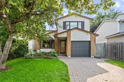 1532 BROOKMILL Lane, Cyrville - Carson Grove - Pineview, ON K1B 5G4