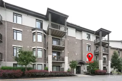 705 BEAUPARC 202, Cyrville - Carson Grove - Pineview, ON K1J 0B6