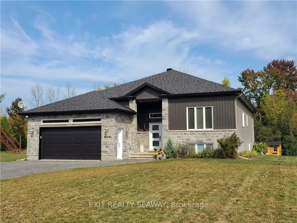 1322 Country Lane, North Dundas, On K0c 2k0