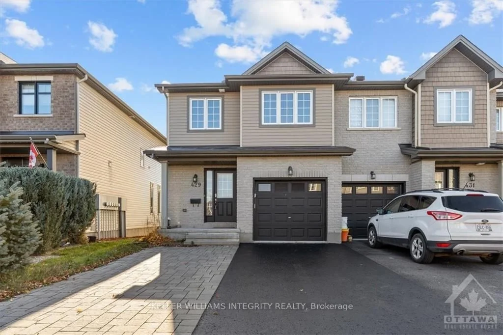 429 Haresfield Court, Blossom Park - Airport And Area, On K4m 0b6